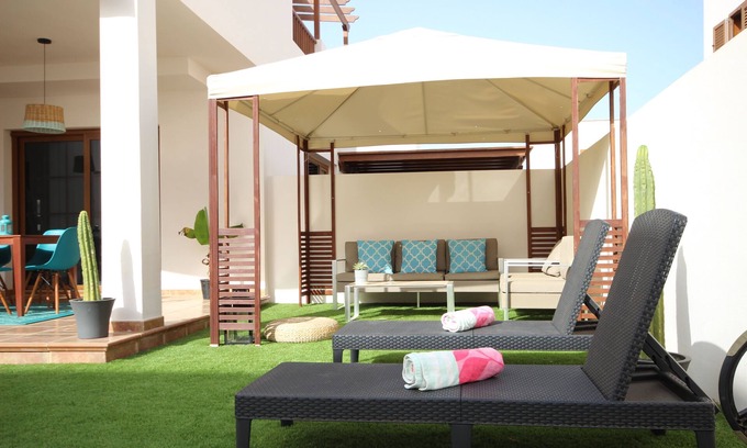 Costa Teguise Villa | Villa with heated pool. The Coves of the Sea.