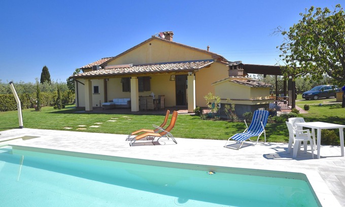Casale Marittimo House | Villa with high comfort with pool near the sea, dish & washing maschine,