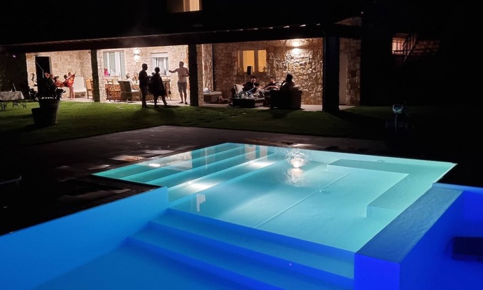 San Pietro di Feletto Villa | Villa With Pool - Wanderlust