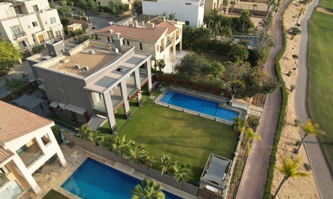 Sheikh Zayed City Apartment | villa with pool