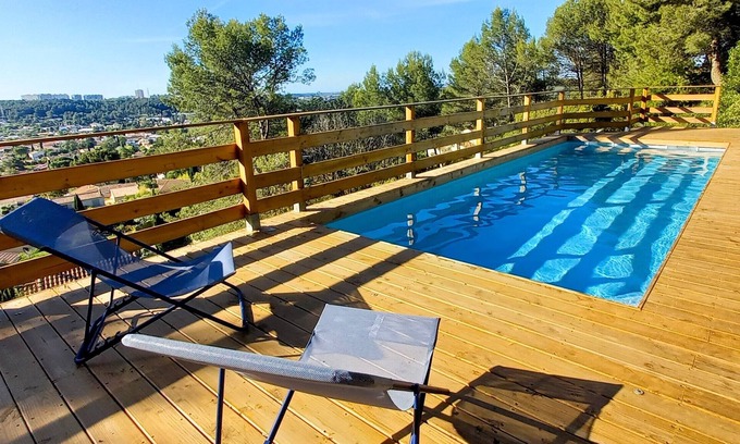Grabels Villa | Villa with private pool in the countryside 3 km from Montpellier, beautiful view (city/sea)