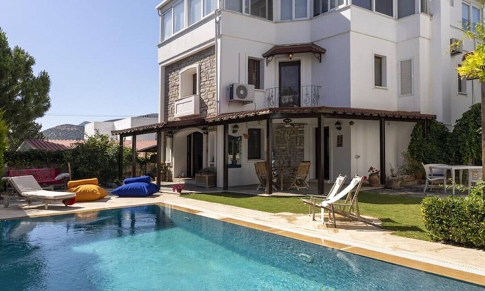 Bodrum City Center Villa | Villa with Private Pool in the Heart of Bodrum