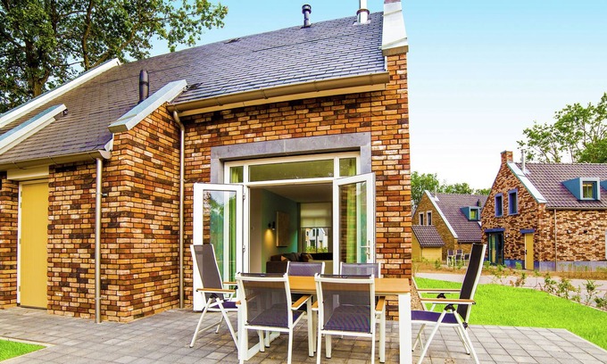 Maastricht House | Villa With Whirlpool, 4km From Maastricht