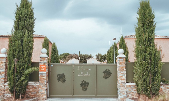 Saint-Christol Villa | Villa *** with WIFI near Monptellier with seasonal swimming pool