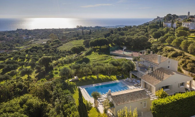 Kaligata Villa | VILLA YLENIA/EXCLUSIVE LUXURY VILLA/INFINITY SWIMMING POOL/AMAZING SEA VIEW!