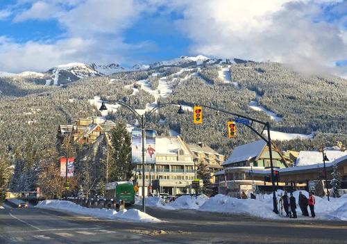 Whistler Village Apartment | Village Gate House by Whiski Jack