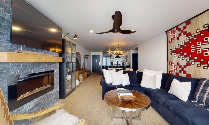 Snowmass Village Condo | Villas at Snowmass Club - 1205