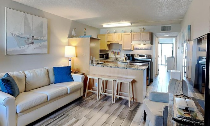 Fort Walton Beach Apartment | Villas Capri #2
