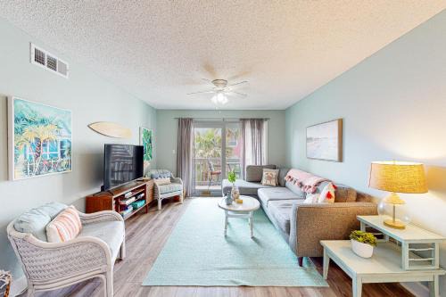 Pensacola Beach Apartment | Villas on the Gulf A1