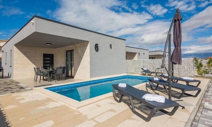 Vir Villa | Villas Resort in Vir with pool