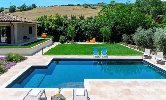 Fermo Villa | Villino Le Moie 4+2, Emma Villas