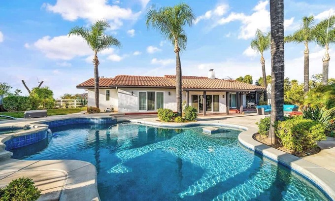 Temecula House | Vineyard Escape - Pool & Views