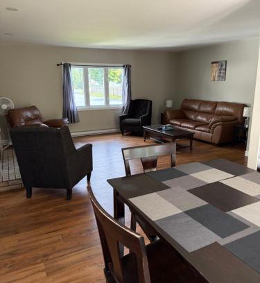 Terra Nova Apartment | Vinnecomb Apartments - Ground Floor - 3 Bedroom