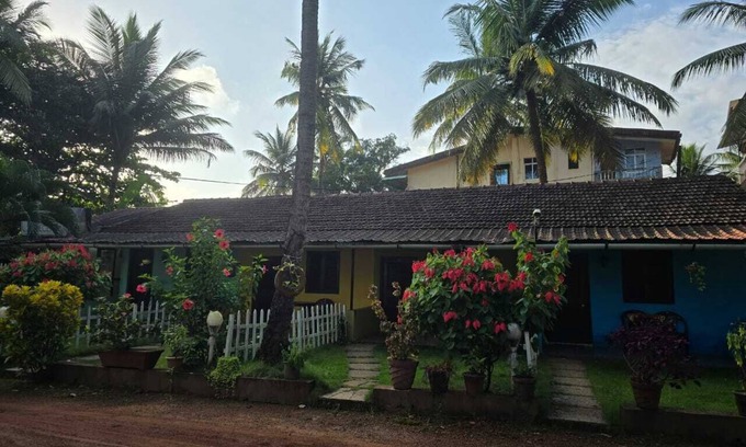 Colva Hotel | Vinsons Cottages