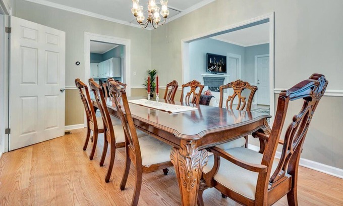 Reynoldstown House | Vintage 1920's cottage ON the Atlanta beltline!