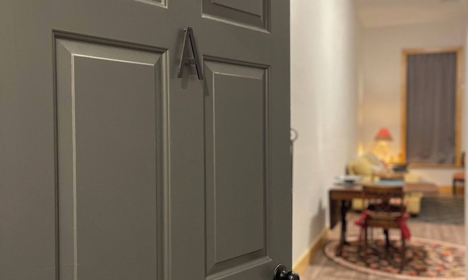 Mayville Apartment | Vintage Chic 1-bedroom apartment in Mayville near Horicon Marsh EAA