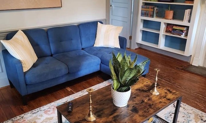 Earlewood Apartment | Vintage Escape *New*