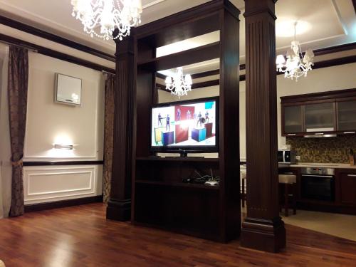 Lypky Apartment | VIP apartment. Kreshatik, Maidan Nezavisimosti.
