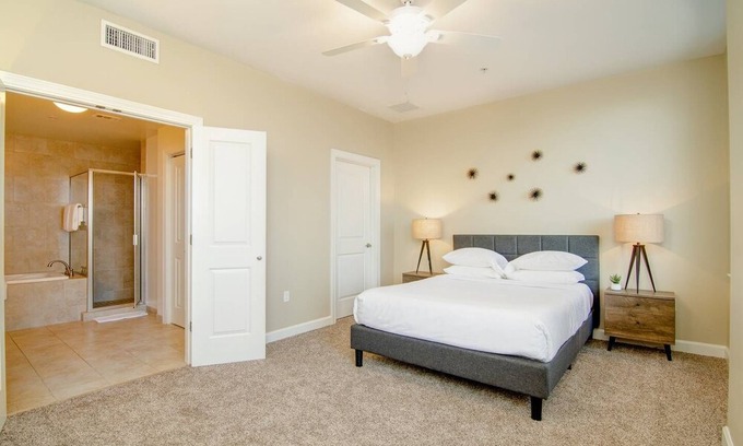 Downtown Memphis Apartment | Visit Beale Street From A Spacious Loft Apartment!