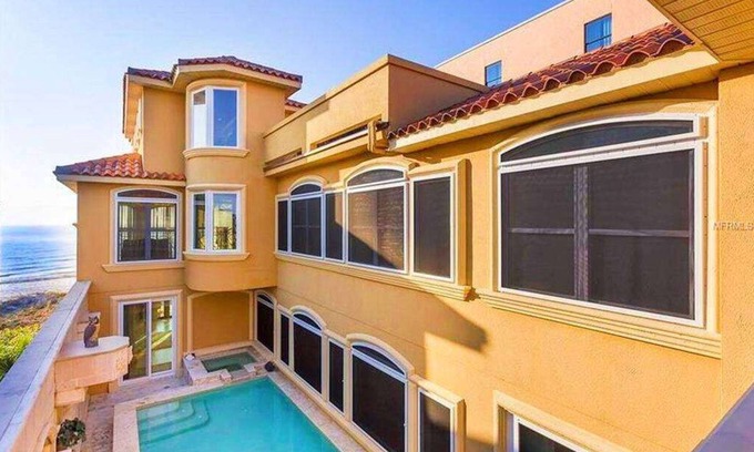 Indian Shores House | Vista del Mar Beachfront Villa