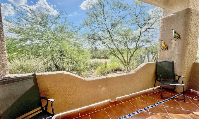 Rancho Vistoso Apartment | Vistoso Desert Vistas- Oro Valley Condo 129