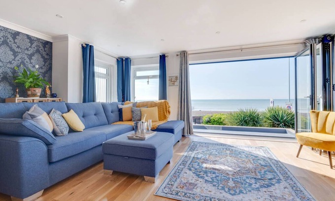Worthing House | Vitamin Sea House in the beautiful Worthing
