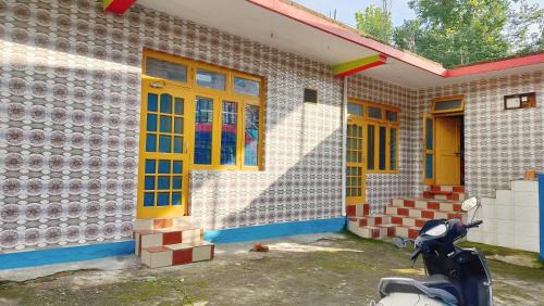 Gunehr House | Vivek Home Stay, Bir Colony Chaugan