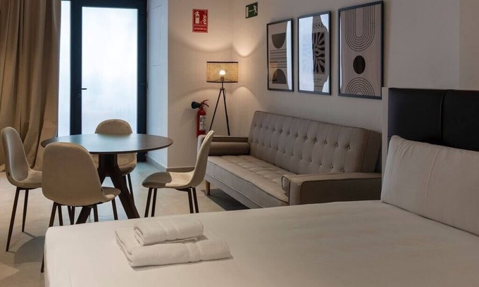 Montolivet Apartment | VLC HOST - Zapadores A