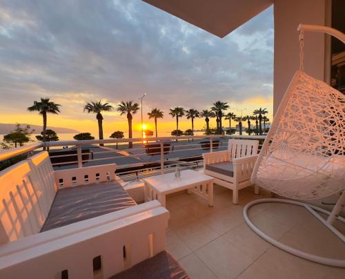 Vlore Apartment | Vlorë - GGpremiumstays beachfront ApartHotel - 2 double bedrooms first line exclusive view with 2 balconies