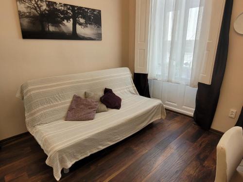 Krisztinavaros Apartment | VM56
