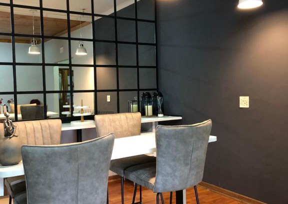 Newcastle House | VnA Guesthouse