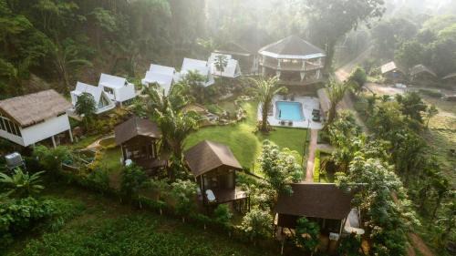 Sai Thai Hotel | Voasis Valley Krabi - Natural Resort - Adults Only