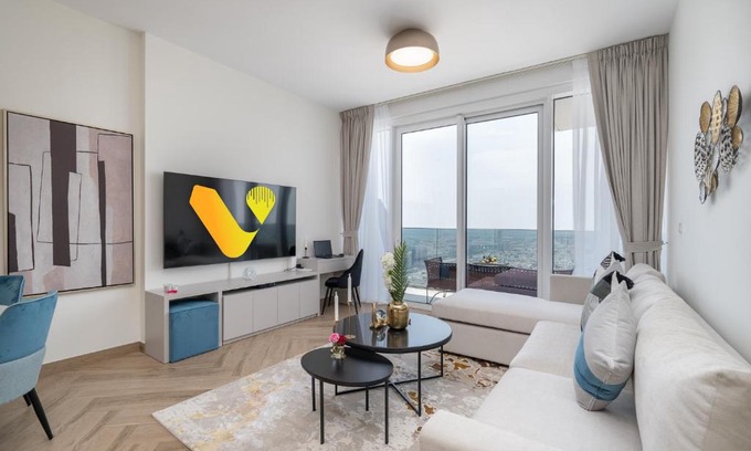 Bur Dubai Apartment | Vogue Al Wasl 1 Residence West 13th Floor with Large Balcony for view of Sheikh Zaid Road and One Za'abeel Tower and Burj Khalifa, Walkable to Metro with Easy Access to Sheikh Zayed Road & Dubai World Trade Centre