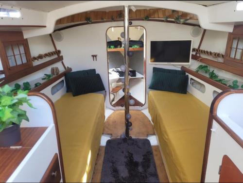Saint-Raphael Boat Rental | Voilier Flush Poker