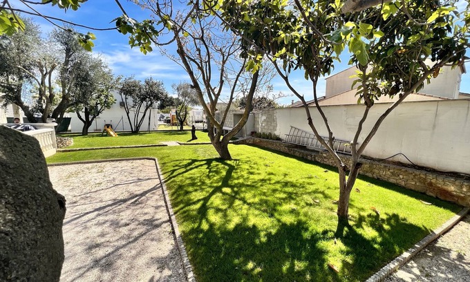 Saint-Laurent-d'Aigouze Apartment | Vrbo Property
