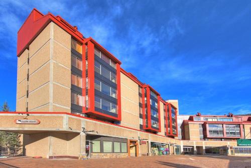 Copper Mountain Village Hotel | Vs645H Village Square Hotel Room