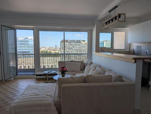 Cœur de Ville Apartment | Vue imprenable sur Paris situé à Courbevoie - La Défense