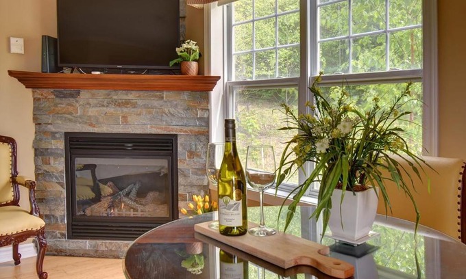Piedmont House | Vue sur la montagne au cœur de St-Sauveur - studio