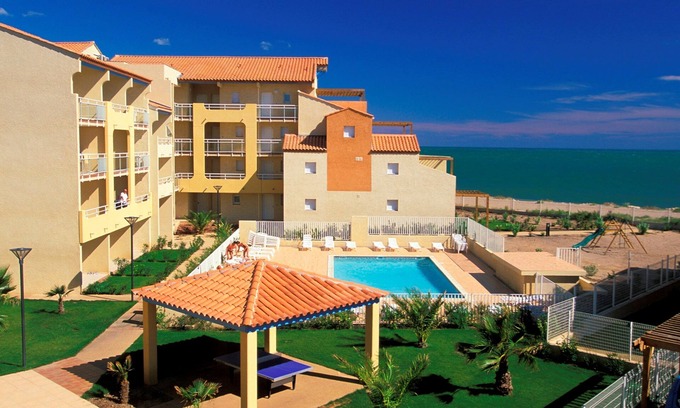 Valras-Plage Condo | Vue sur Mer | Apt près de la plage + Piscine