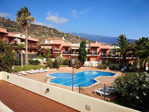 Brena Baja House | VV Sweet Tabaiba "by henrypole home"