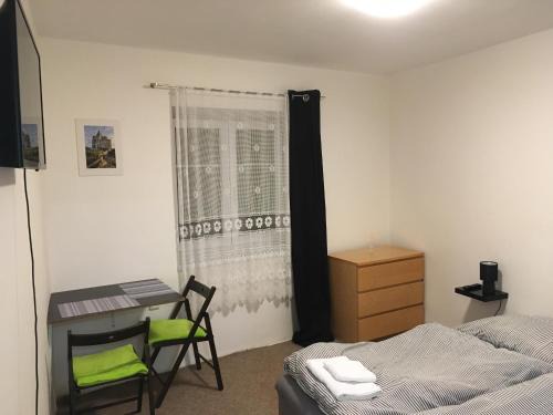 Jesenik Apartment | Vybavená garsonka v cihlovém domě v centru