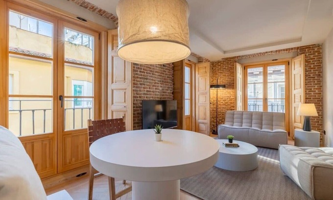 Palacio Apartment | w * | Modern 1BR at Palacio Real