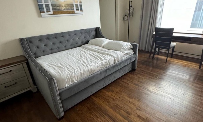 Hollywood Apartment | W8-Charming Studio apartment with WiFi in vibrant Los Angeles