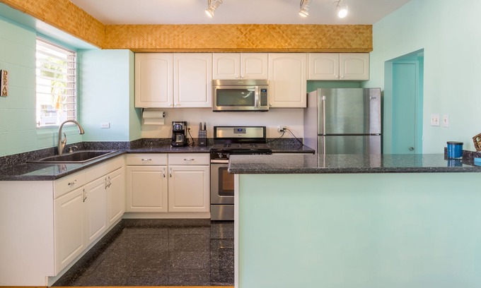 Waikiki Condo | Waikiki Spacious cozy 1 bedroom