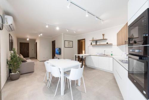 Ta' Xbiex Apartment | Wait and Sea
