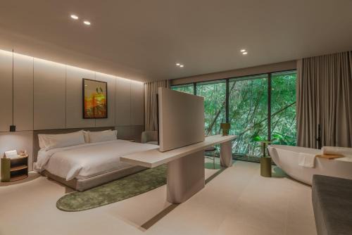 Los Naranjos Hotel | Wake BioHotel