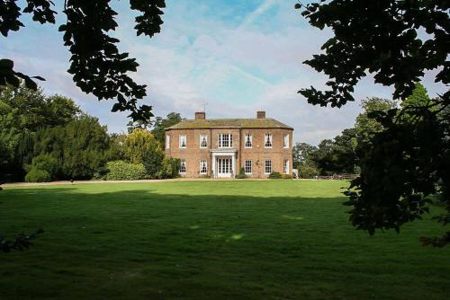Scunthorpe House | Walcot Hall