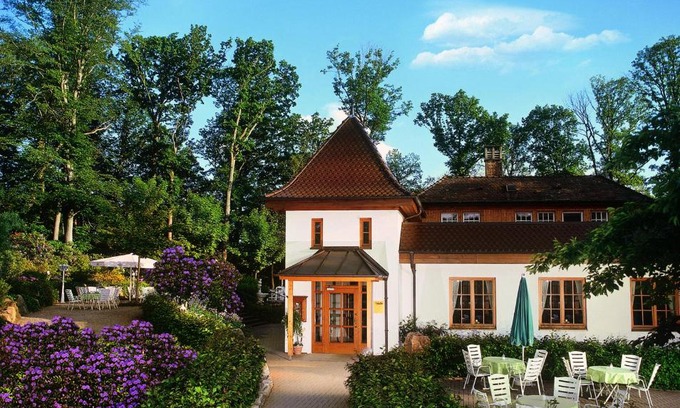 Baden-Baden Hotel | Waldcafé Hotel Restaurant