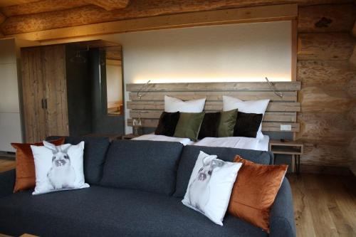 Neuhutten Apartment | Waldzeit Lodge - Ferienwohnung Hase