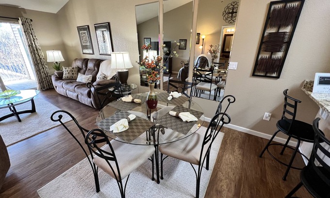 Table Rock Condo | WALK-IN 1-BR Condo ~ Dog Friendly ~ FREE TICKETS INCLUDED! (GS32-24)